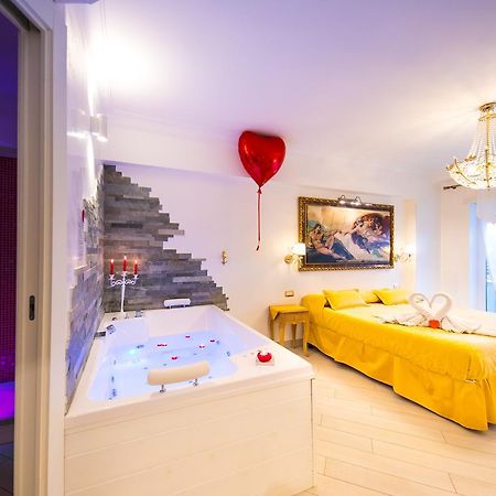 Suites Roma Tiburtina Elegance Bagian luar foto
