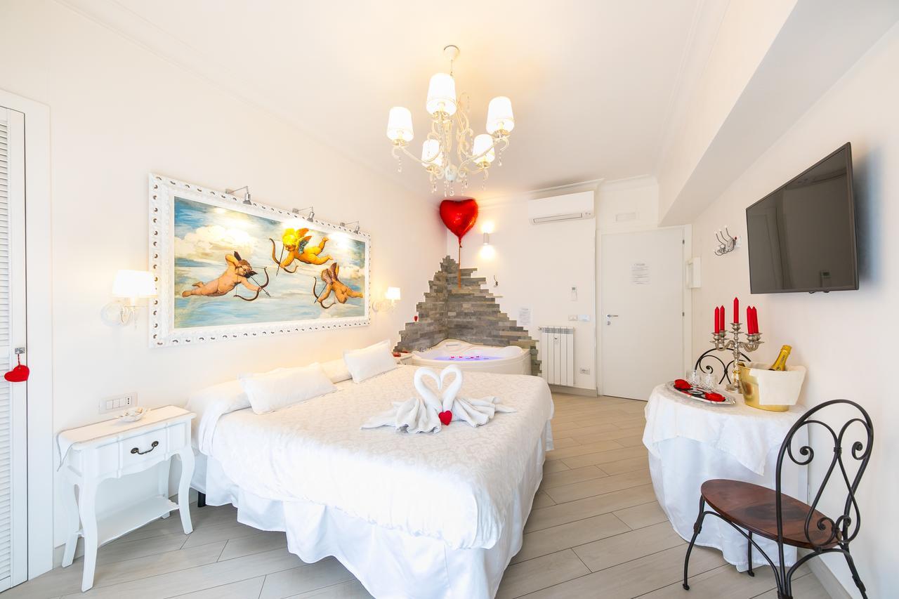 Suites Roma Tiburtina Elegance Bagian luar foto
