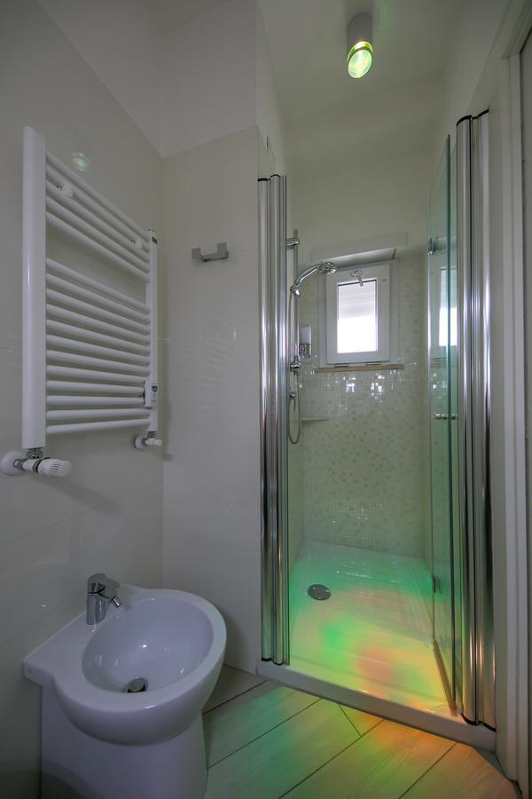 Suites Roma Tiburtina Elegance Bagian luar foto